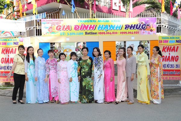 Thi công sàn nhựa trường mầm non Gia Đình Hạnh Phúc Thi công sàn nhựa trường mầm non Gia Đình Hạnh Phúc