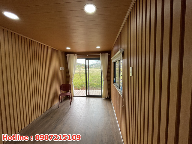 Lamri nhựa giả gỗ Lamri nhựa giả gỗ