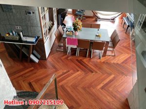 Lót sàn gỗ giá bao nhiêu