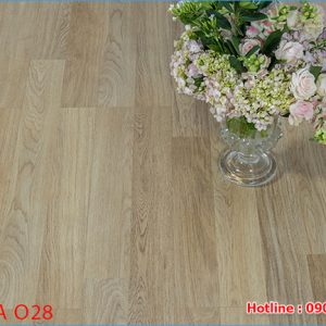 Sàn gỗ Robina 12mm bản lớn O28