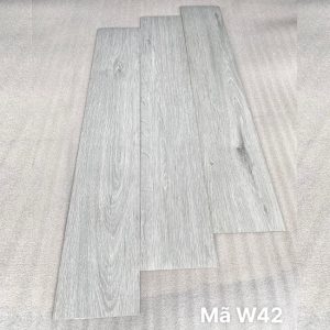 Sàn nhựa bóc tự dán W42