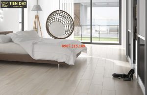 Sàn gỗ màu sáng